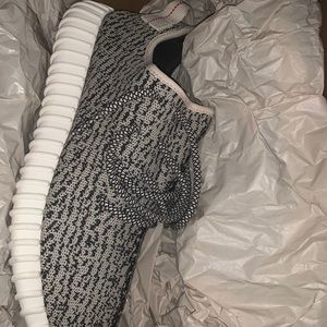 Men’s Yeezy 350